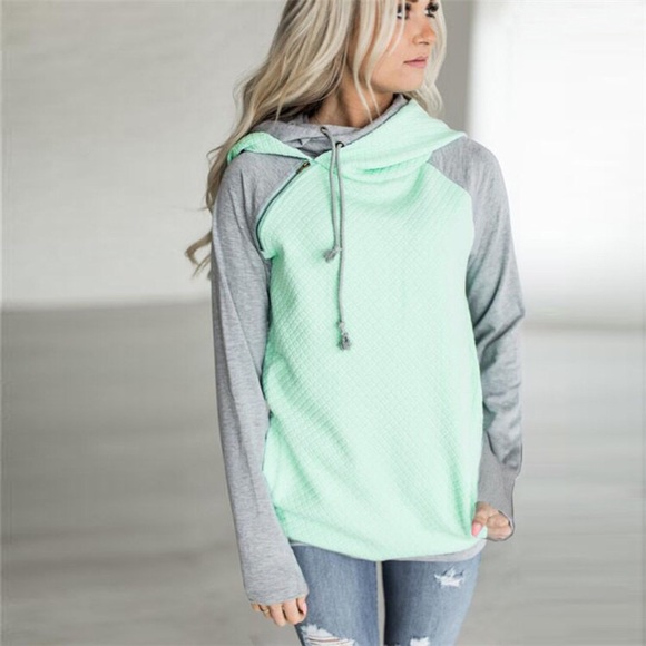 Tops - 1 SMALL LEFT 😉 Mint Hoodie